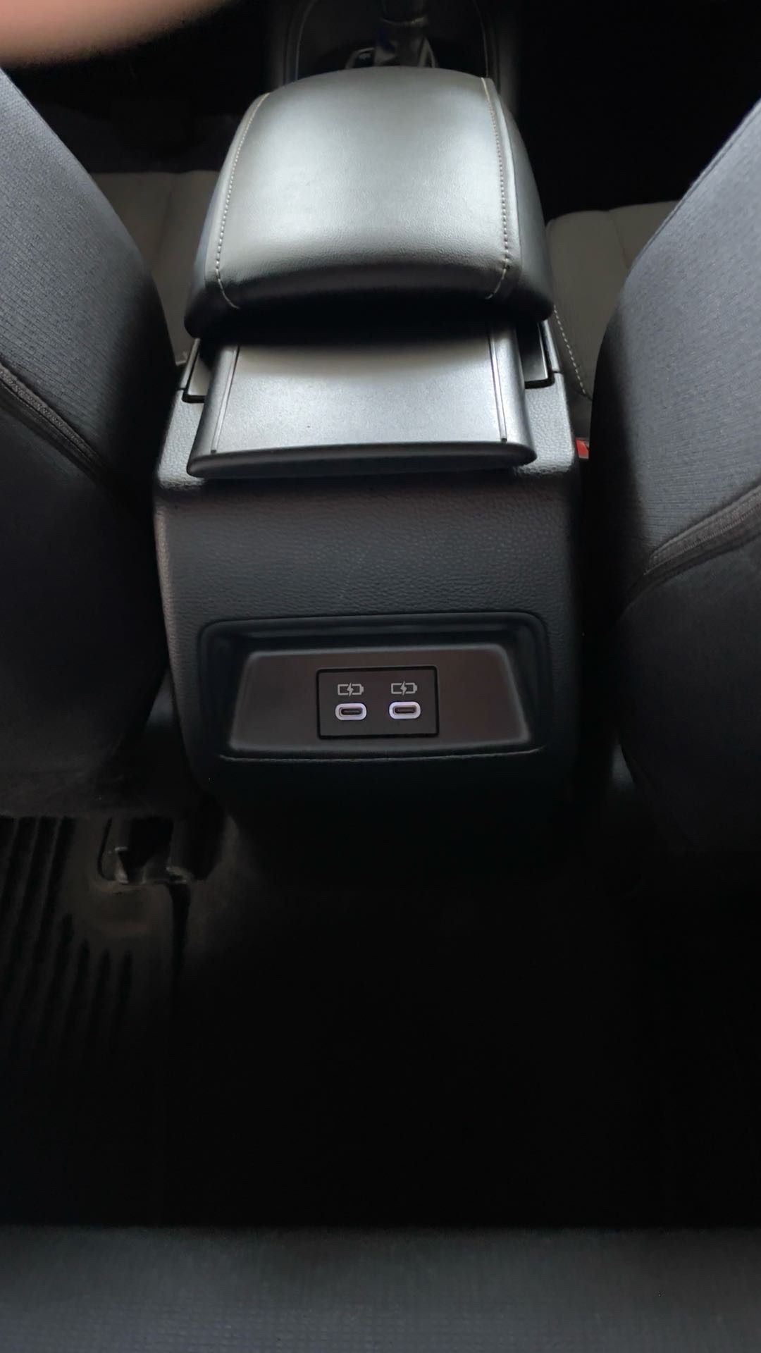 2023 Toyota Corolla SE thumbnail 16