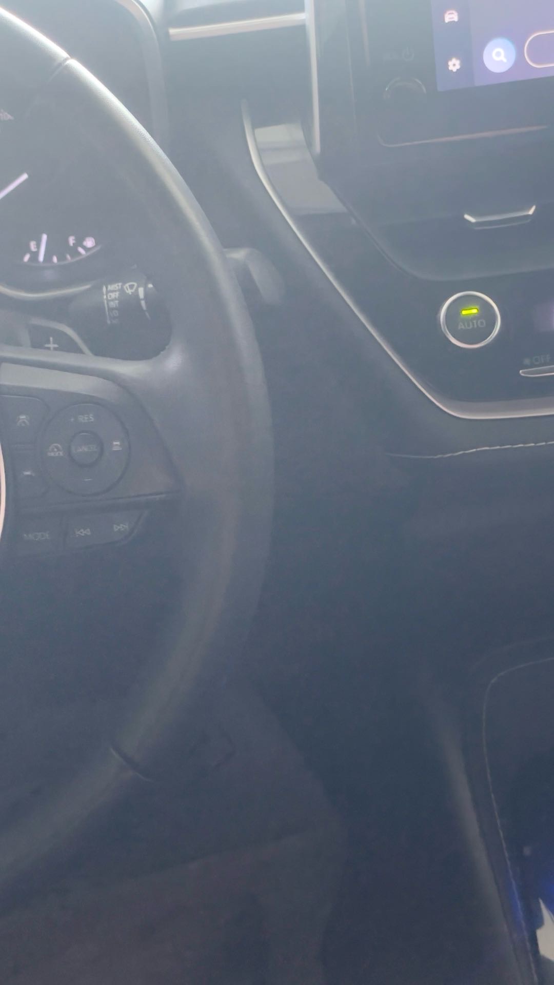 2023 Toyota Corolla SE thumbnail 22