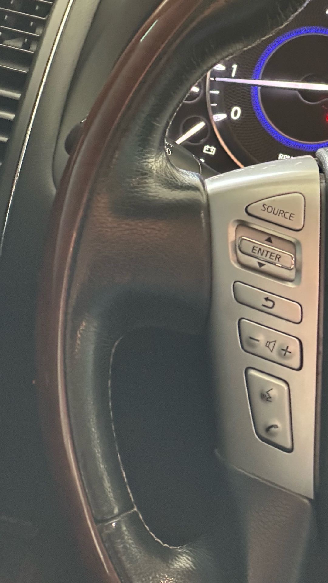 2019 Infiniti QX80 Luxe thumbnail 22
