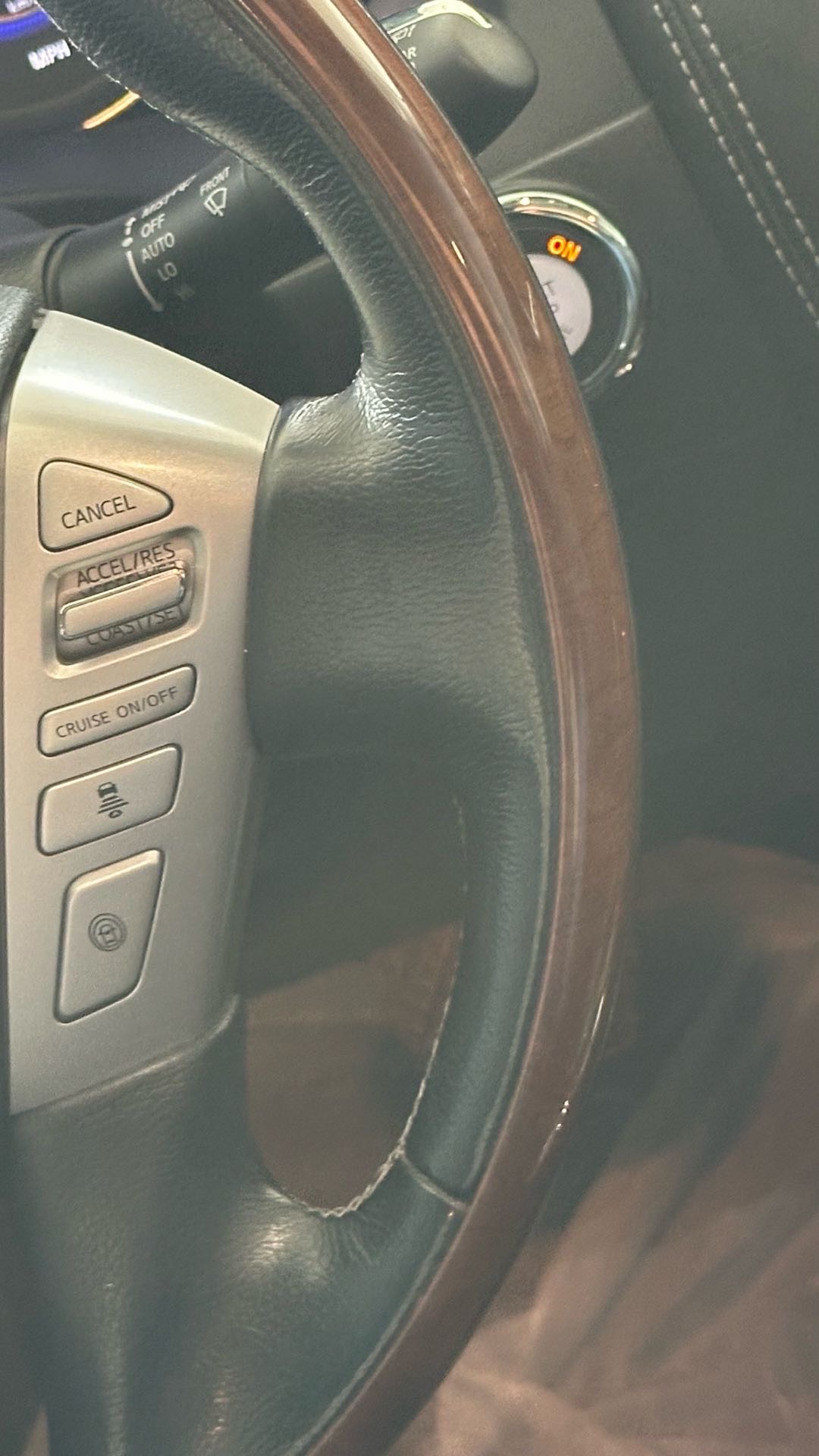 2019 Infiniti QX80 Luxe thumbnail 23