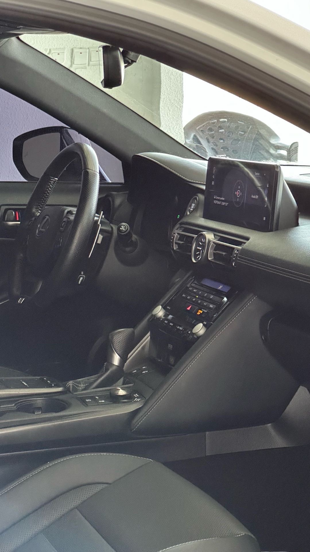 2021 Lexus IS 350 thumbnail 6