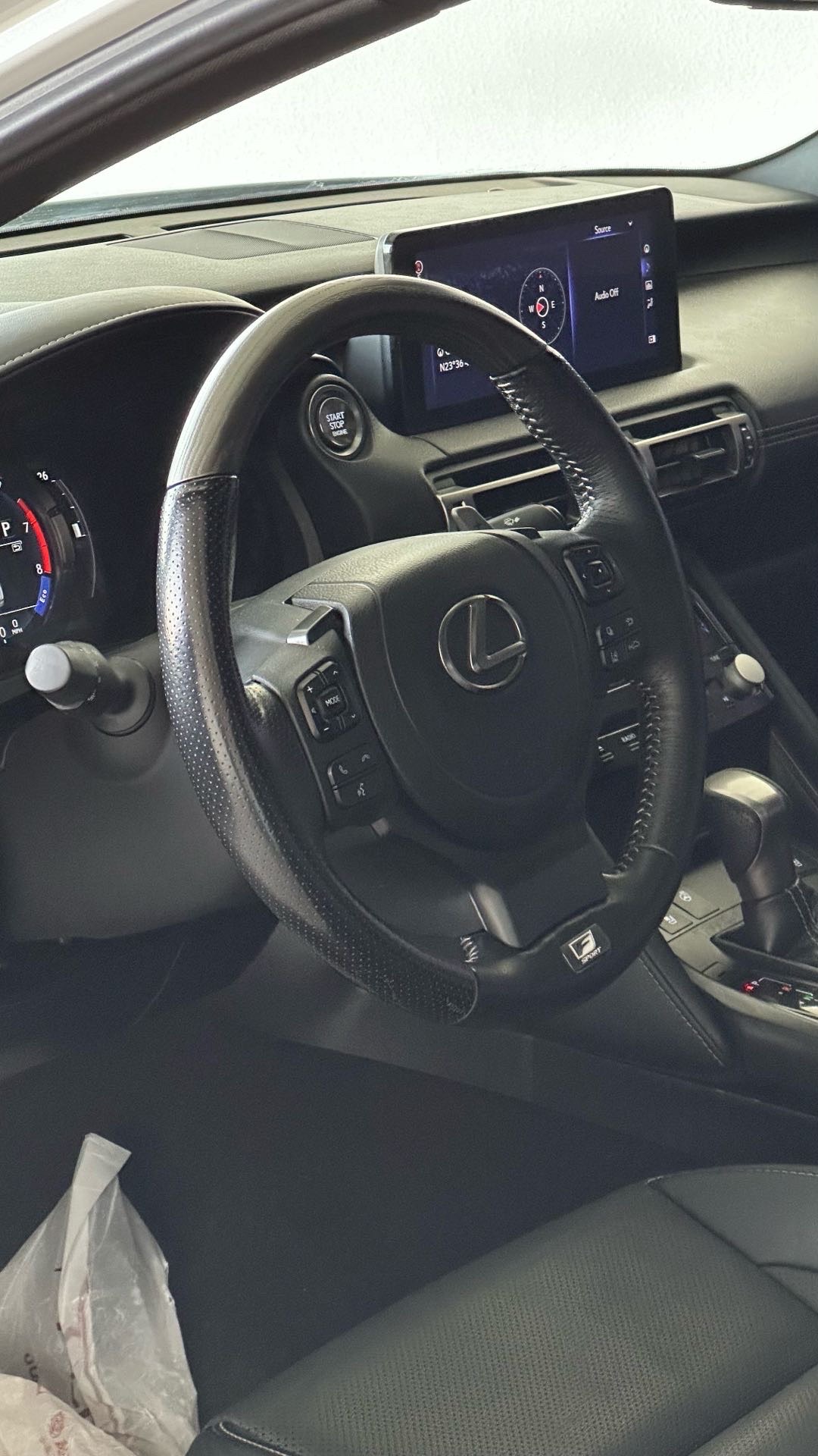 2021 Lexus IS 350 thumbnail 14