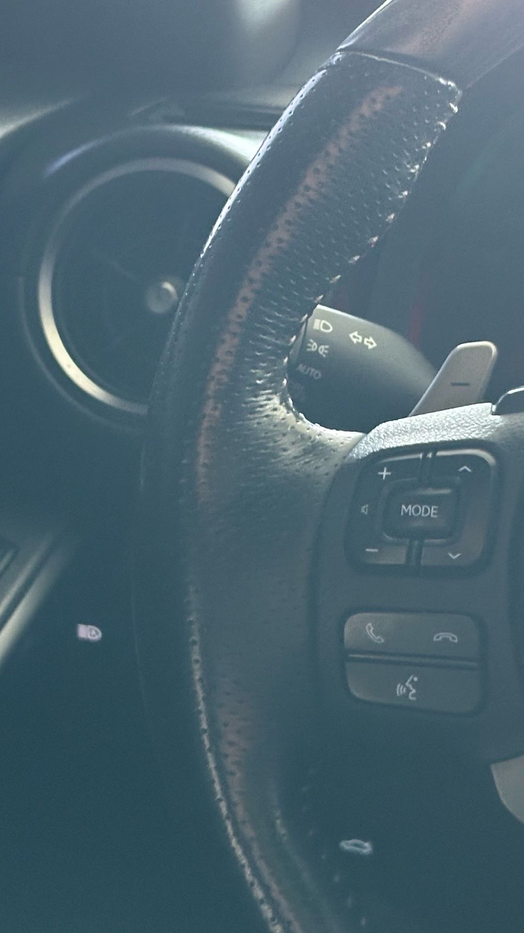 2021 Lexus IS 350 thumbnail 26