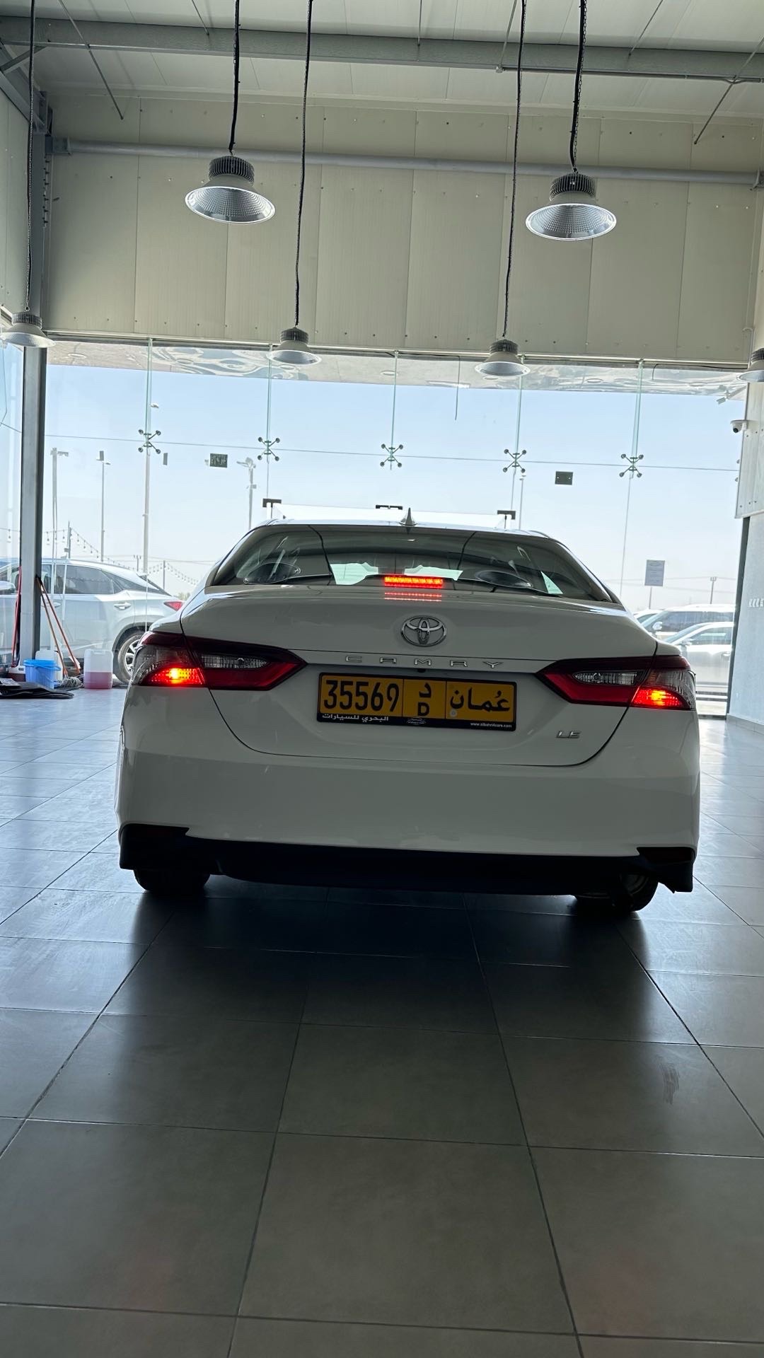 2023 Toyota Camry LE thumbnail 2