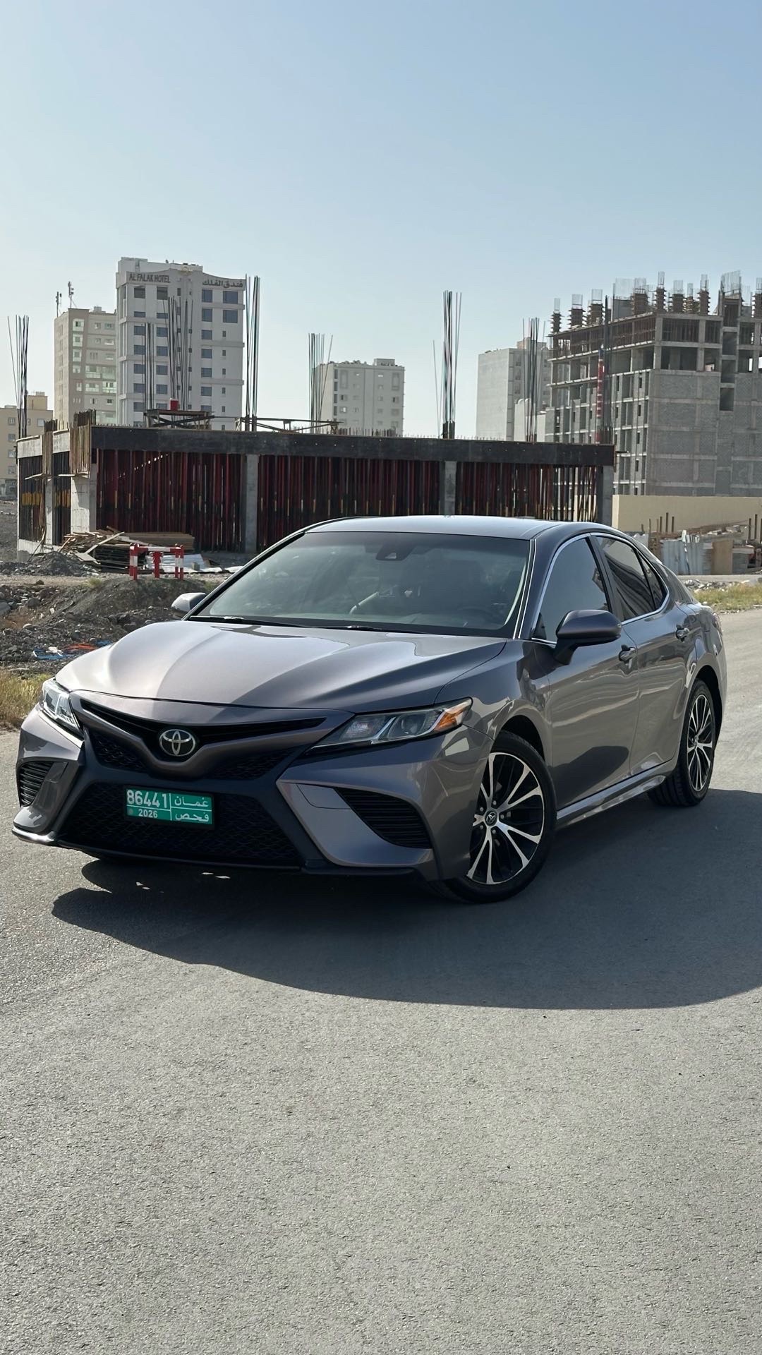 2019 Toyota Camry SE thumbnail 4