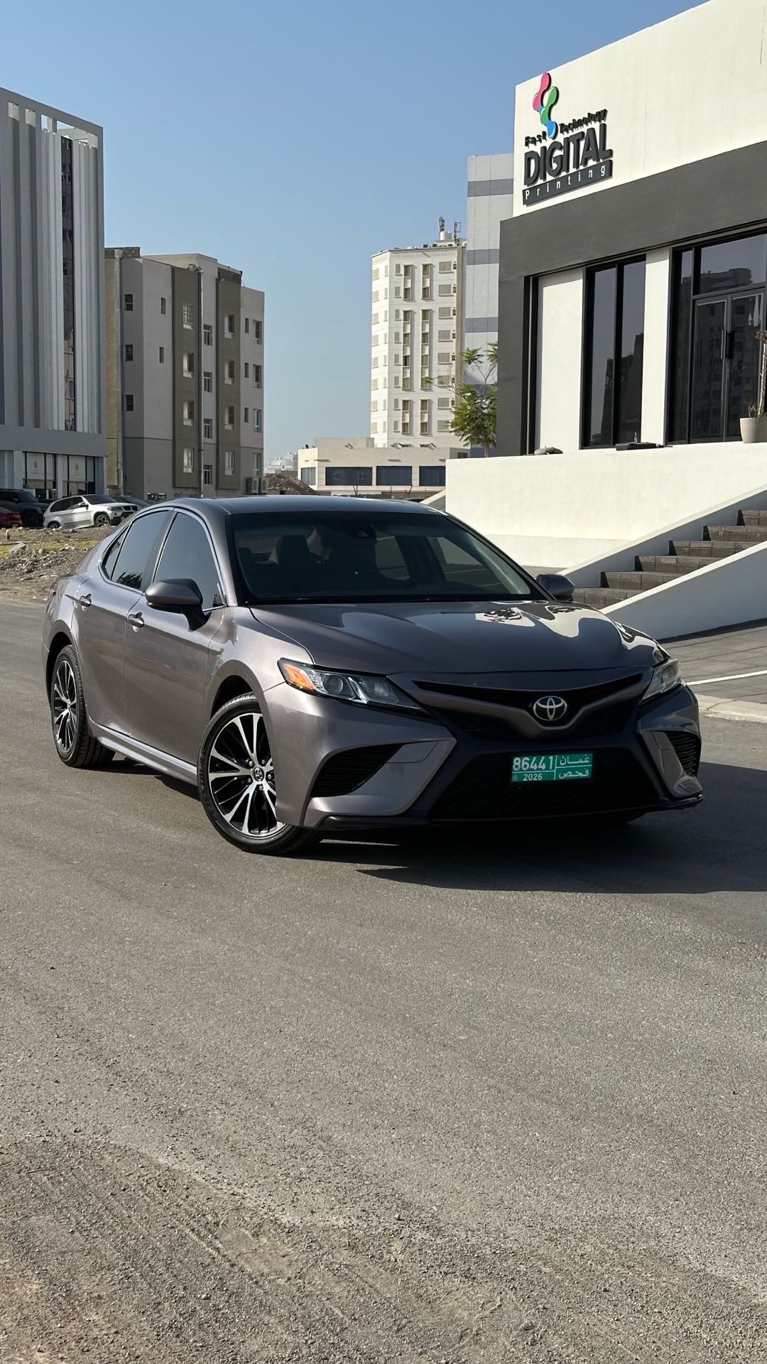 2019 Toyota Camry SE thumbnail 7