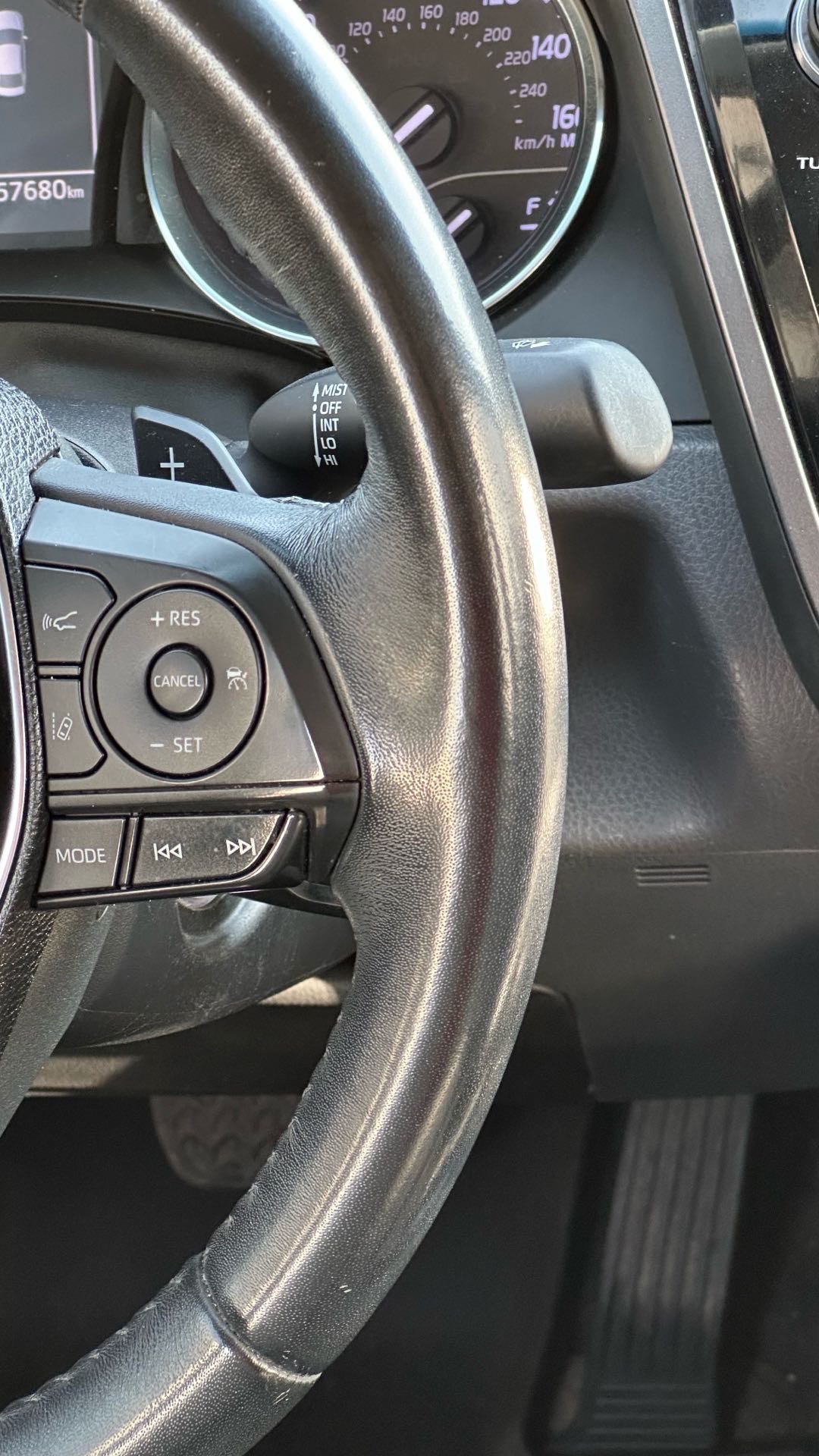 2019 Toyota Camry SE thumbnail 21