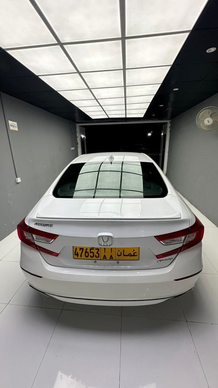 2020 Honda Accord LX thumbnail 3