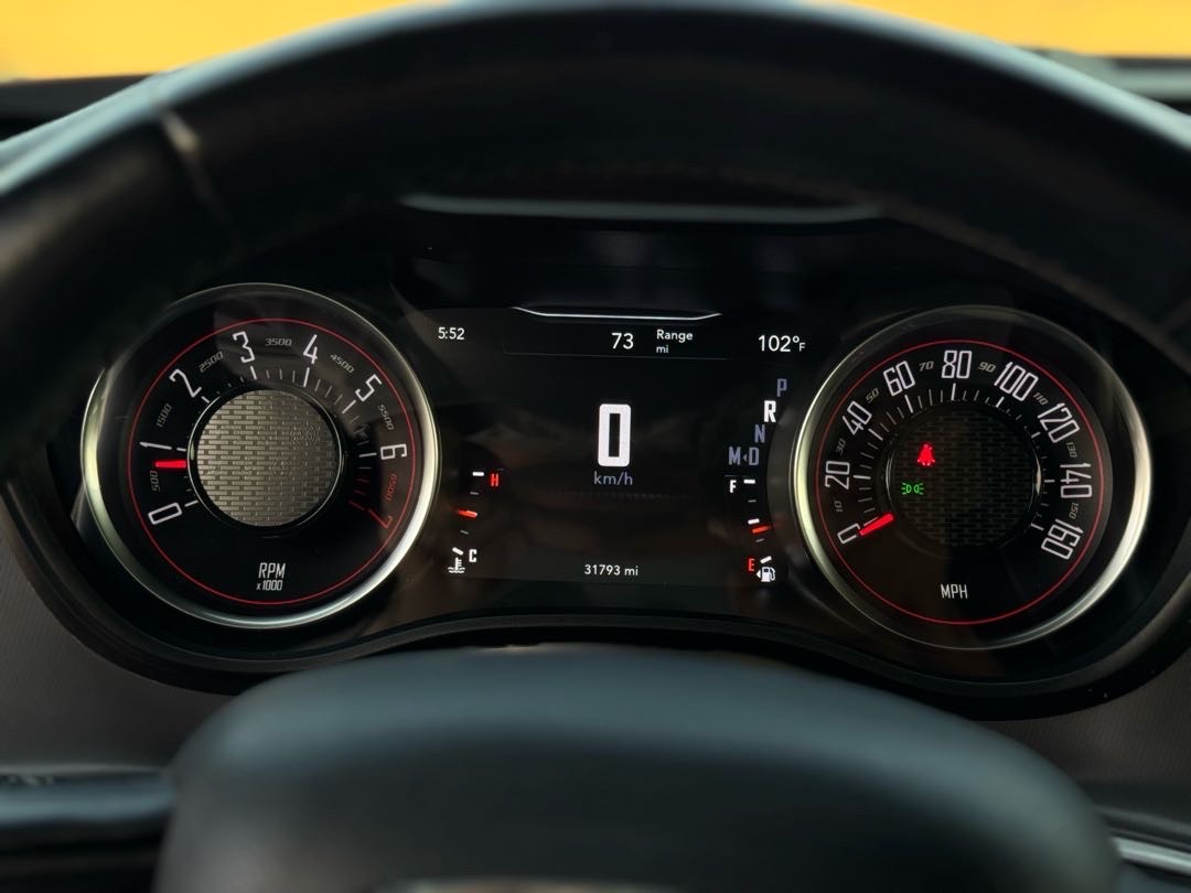 2019 Dodge Challenger SXT thumbnail 9
