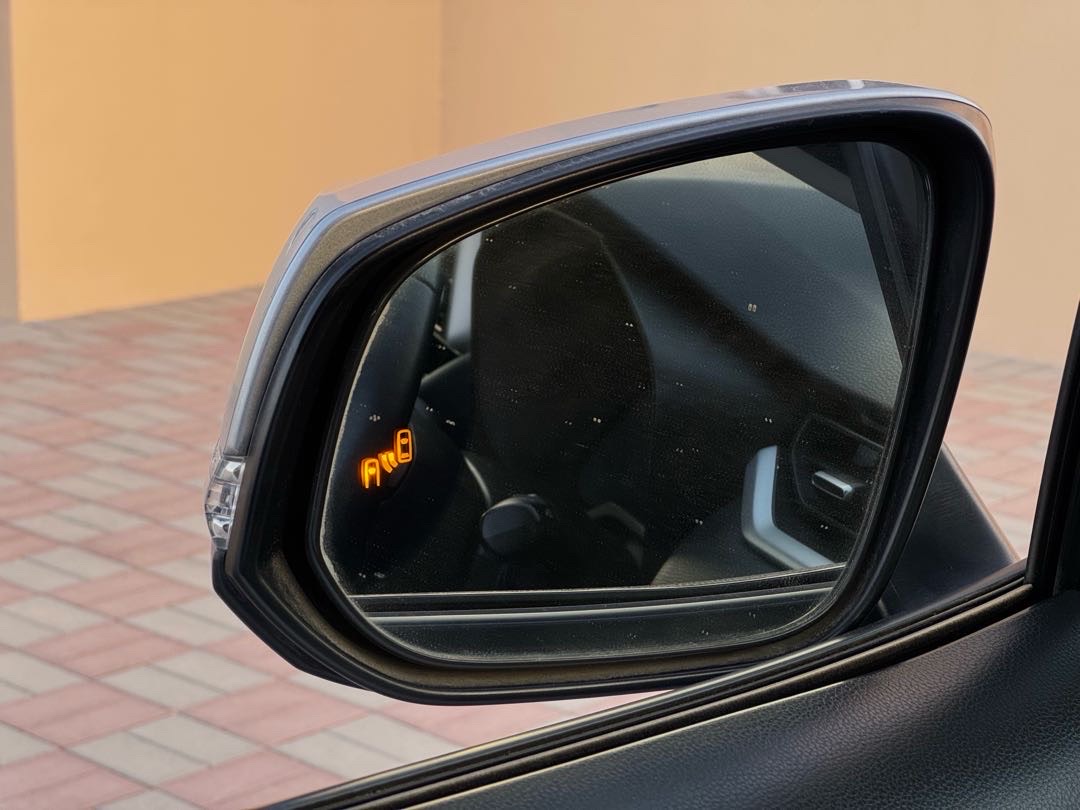2019 Toyota Rav4 XLE thumbnail 17