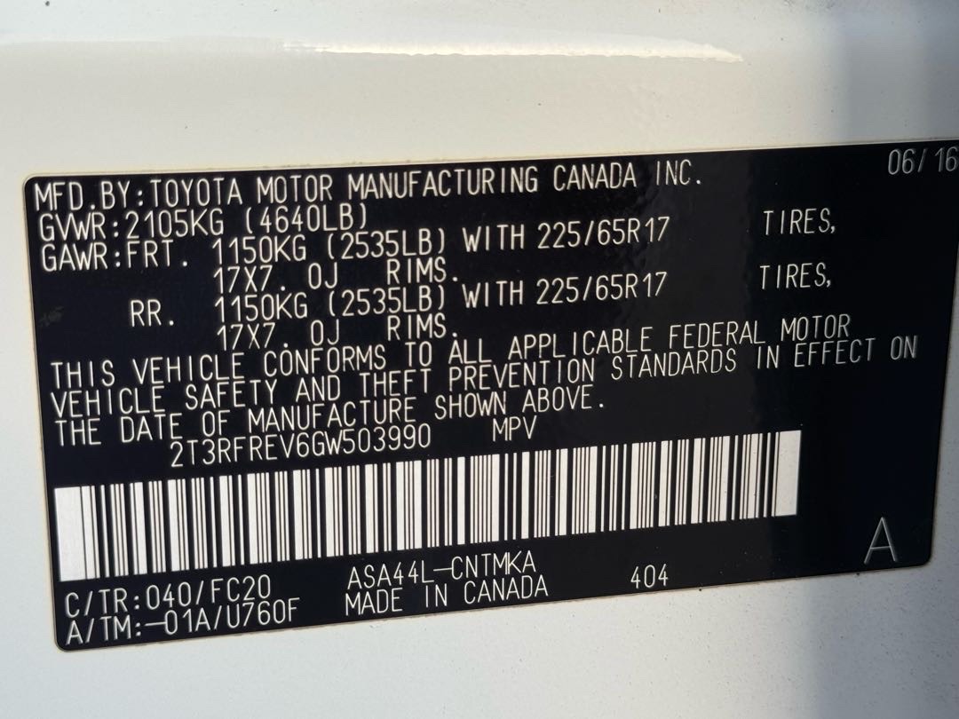 2016 Toyota Rav4 XLE thumbnail 13