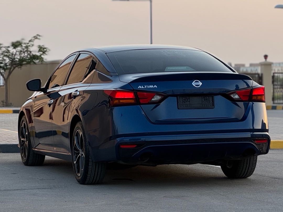 2022 Nissan Altima S thumbnail 7