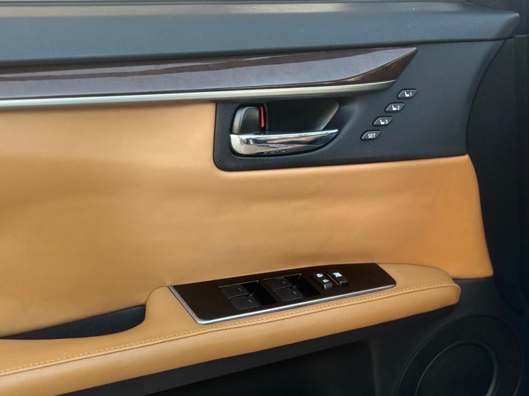 2018 Lexus ES 350 thumbnail 5