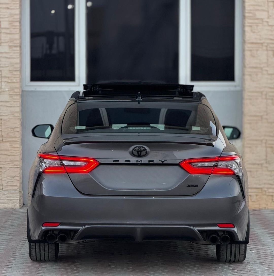2021 Toyota Camry XSE thumbnail 8