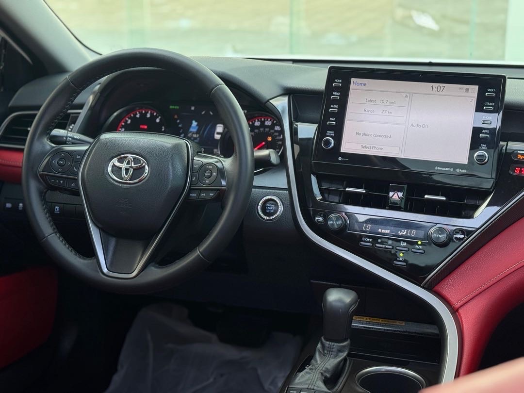 2021 Toyota Camry XSE thumbnail 7