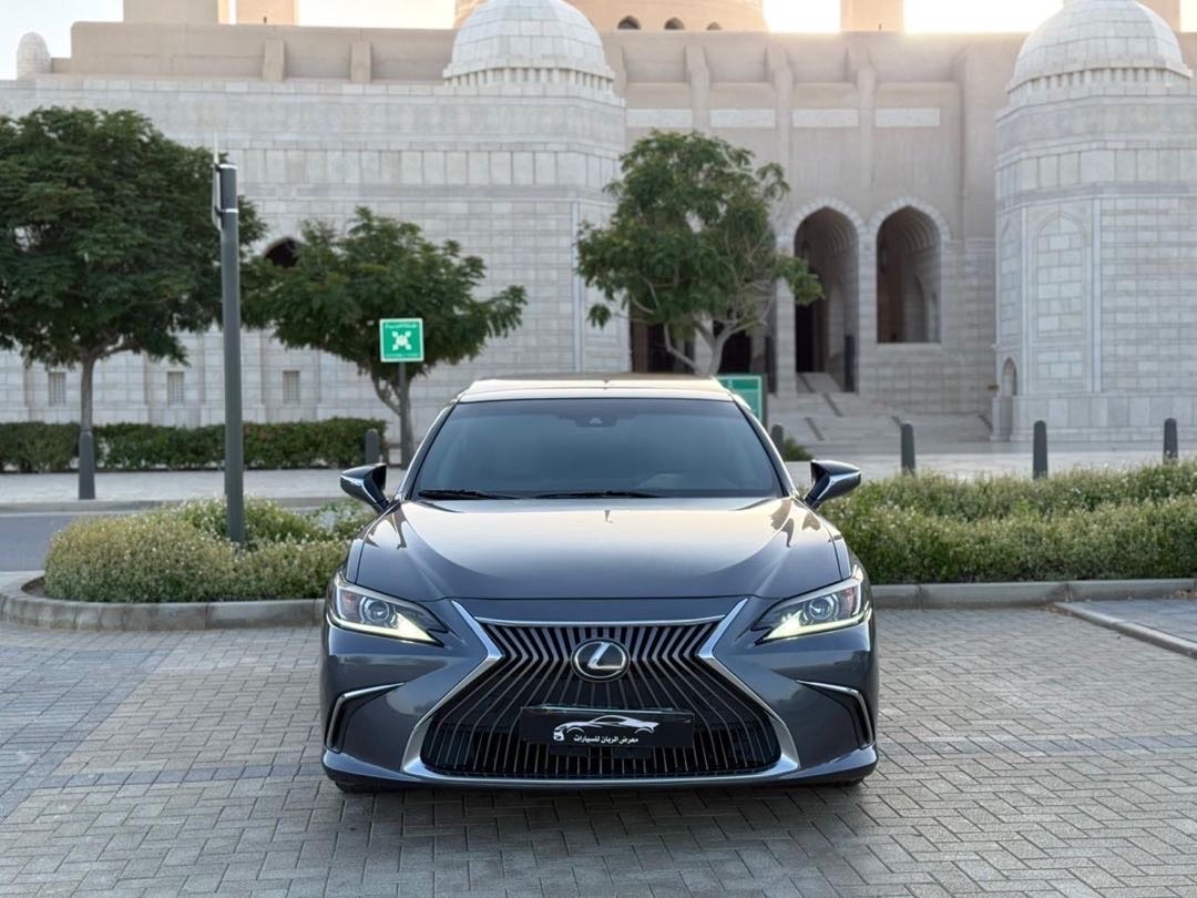 2019 Lexus ES 350 thumbnail 2
