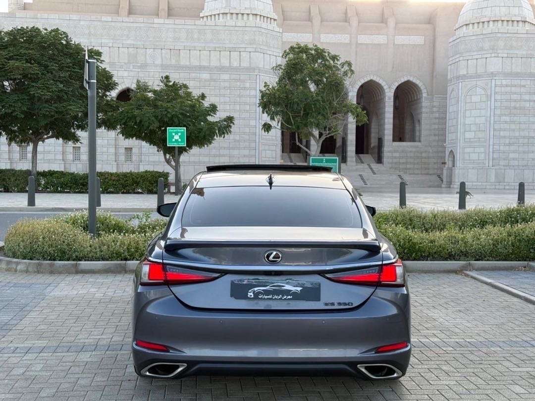 2019 Lexus ES 350 thumbnail 3