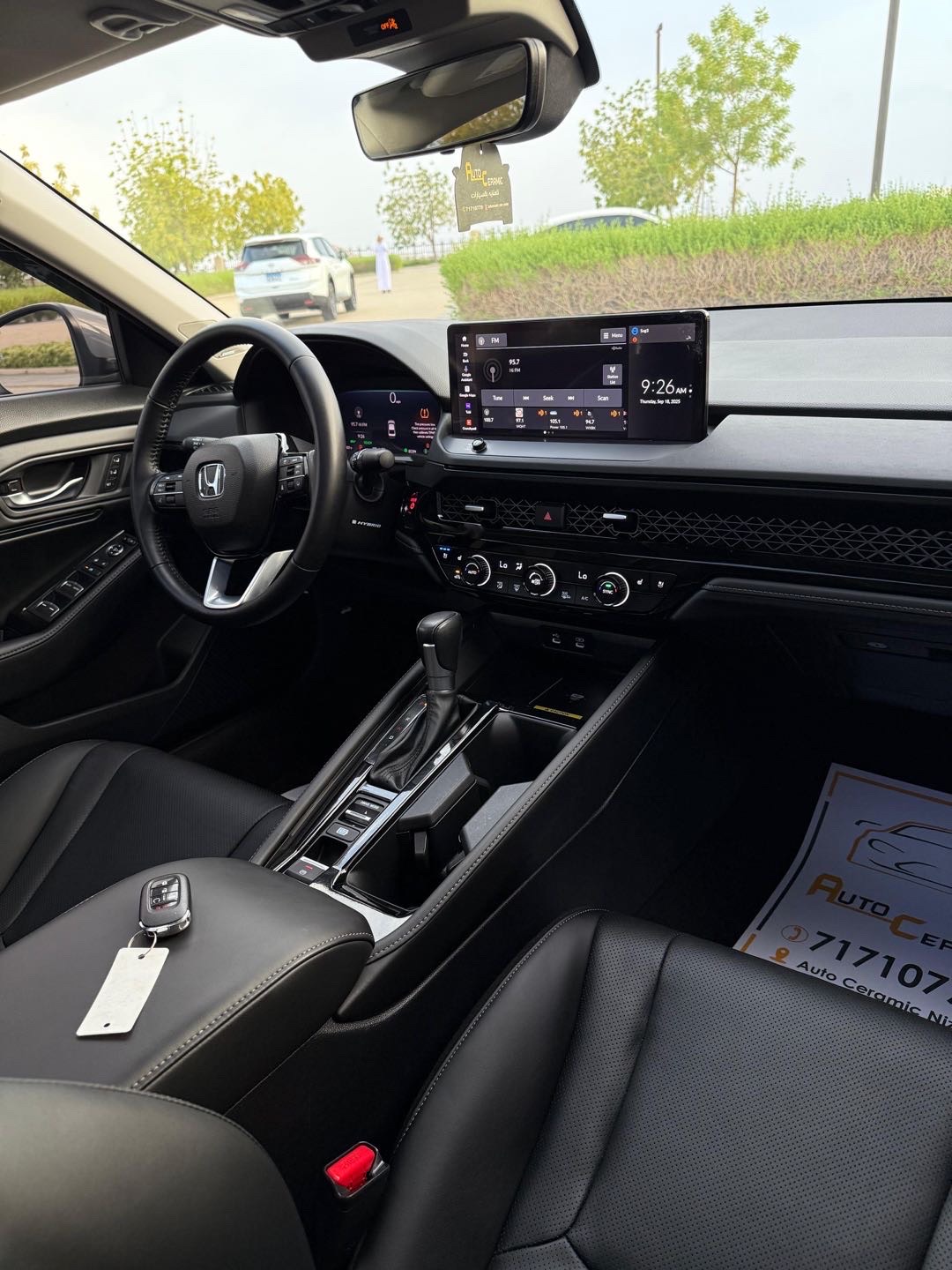 2024 Honda Accord Touring Hybrid thumbnail 6