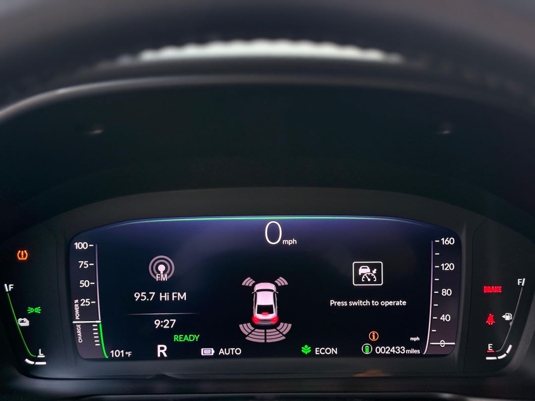 2024 Honda Accord Touring Hybrid thumbnail 13