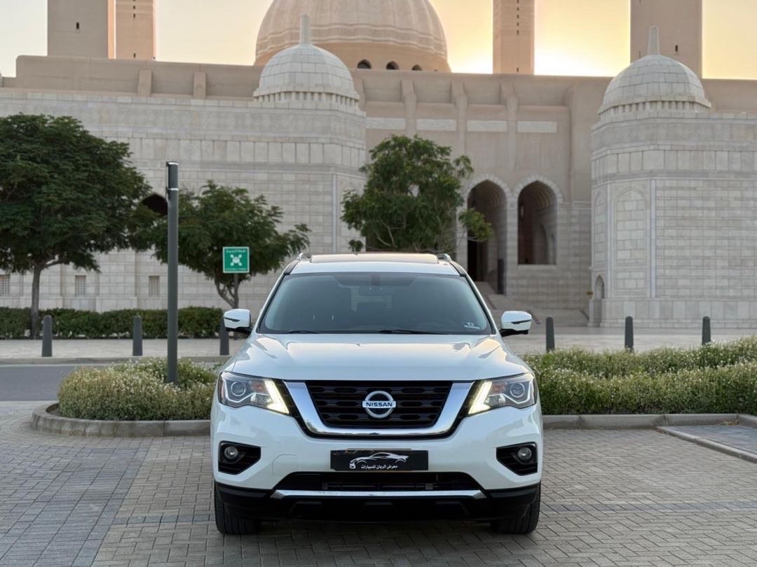2017 Nissan Pathfinder Platinum