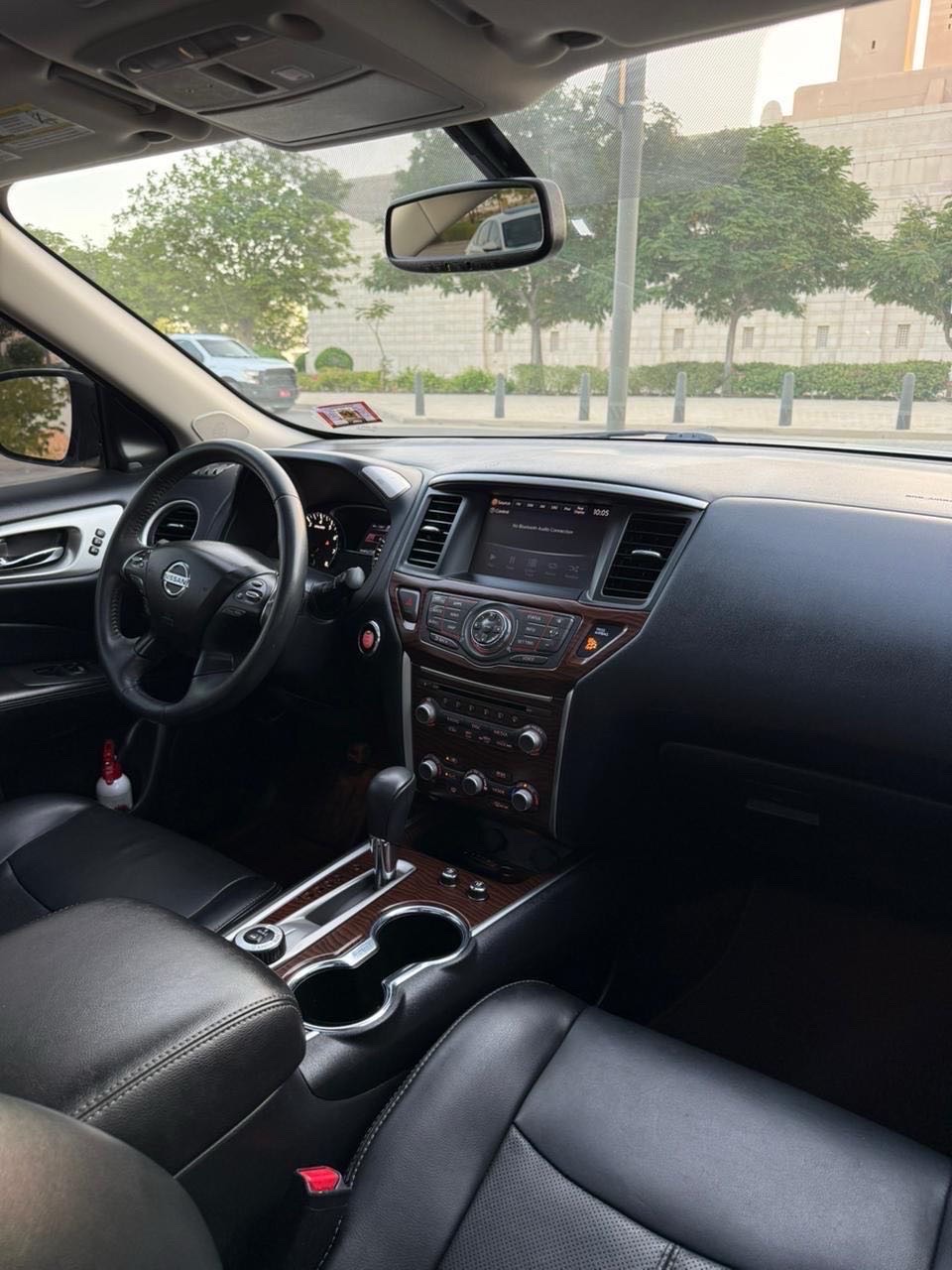 2017 Nissan Pathfinder Platinum thumbnail 10