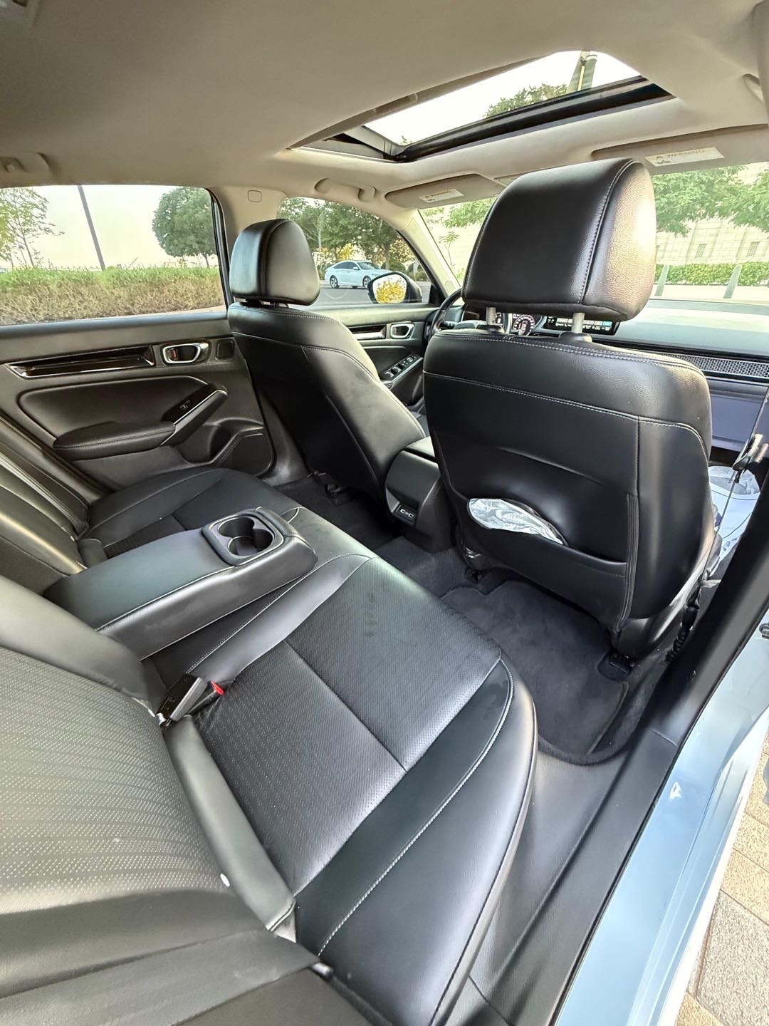 2022 Honda Accord Touring Hybrid thumbnail 12