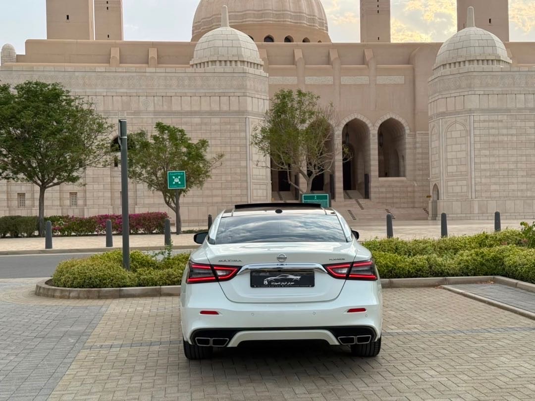 2019 Nissan Maxima Platinum thumbnail 6