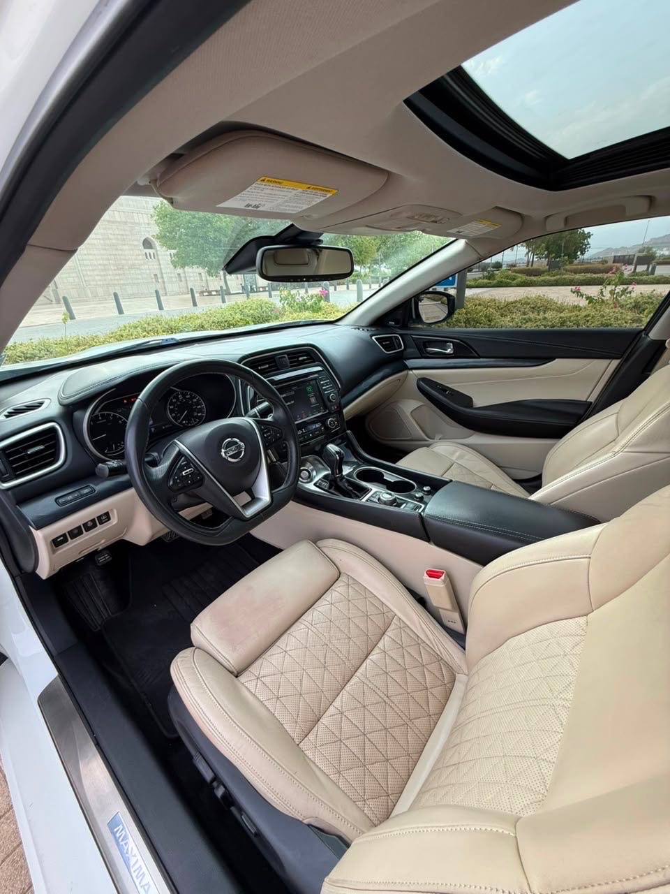 2019 Nissan Maxima Platinum thumbnail 8