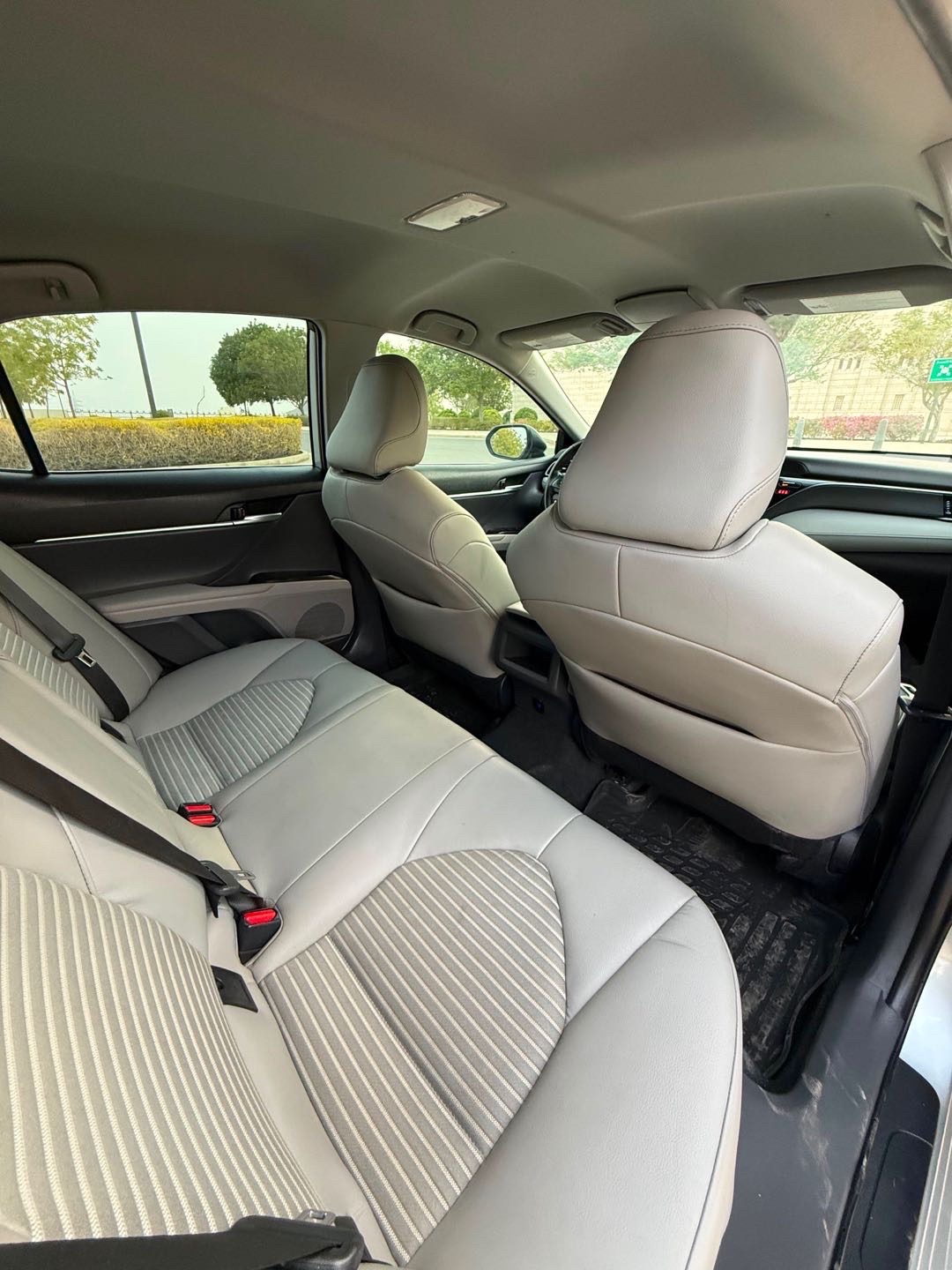 2023 Toyota Camry SE thumbnail 12