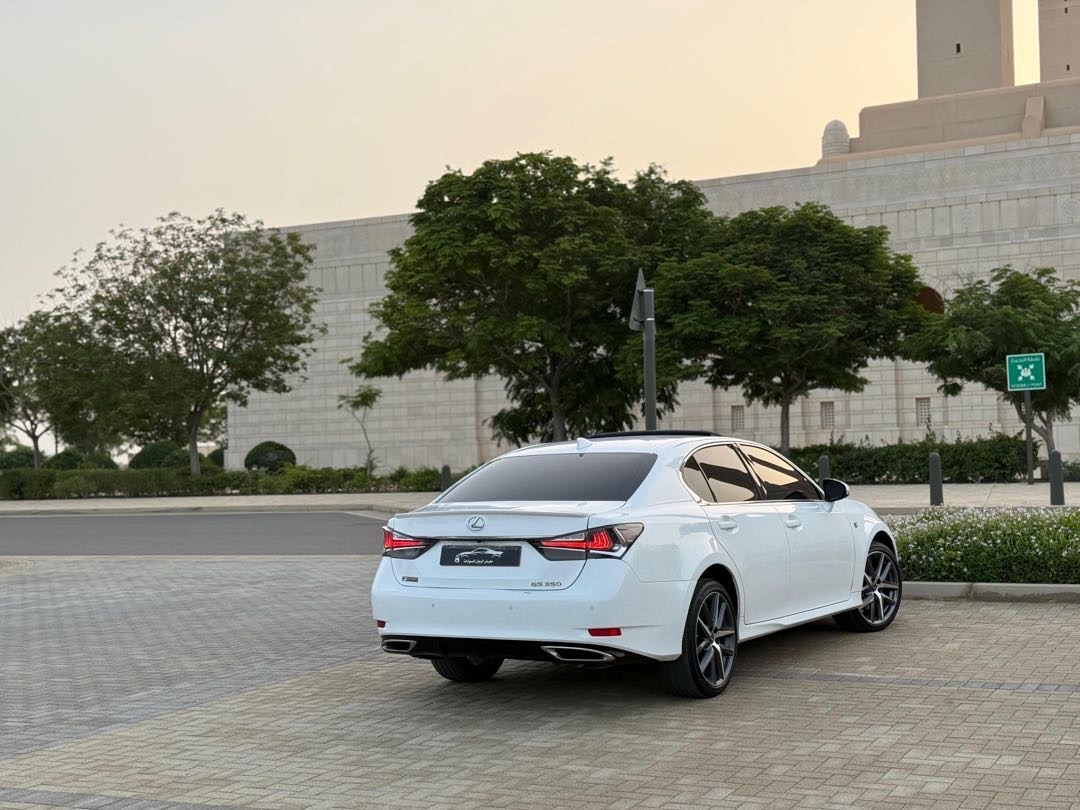 2018 Lexus GS 350 thumbnail 3