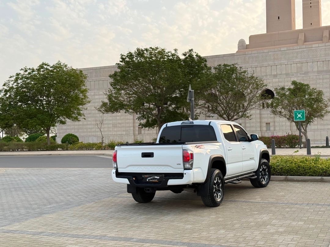 2020 Toyota Tundra TRD Pro thumbnail 4