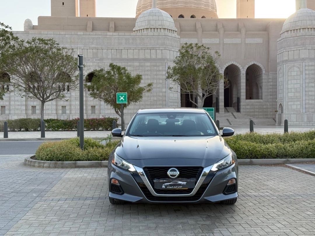 2020 Nissan Altima SV