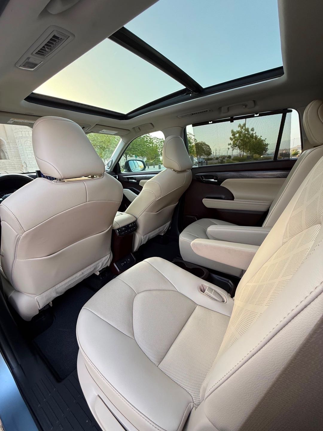 2020 Toyota Highlander Platinum thumbnail 12