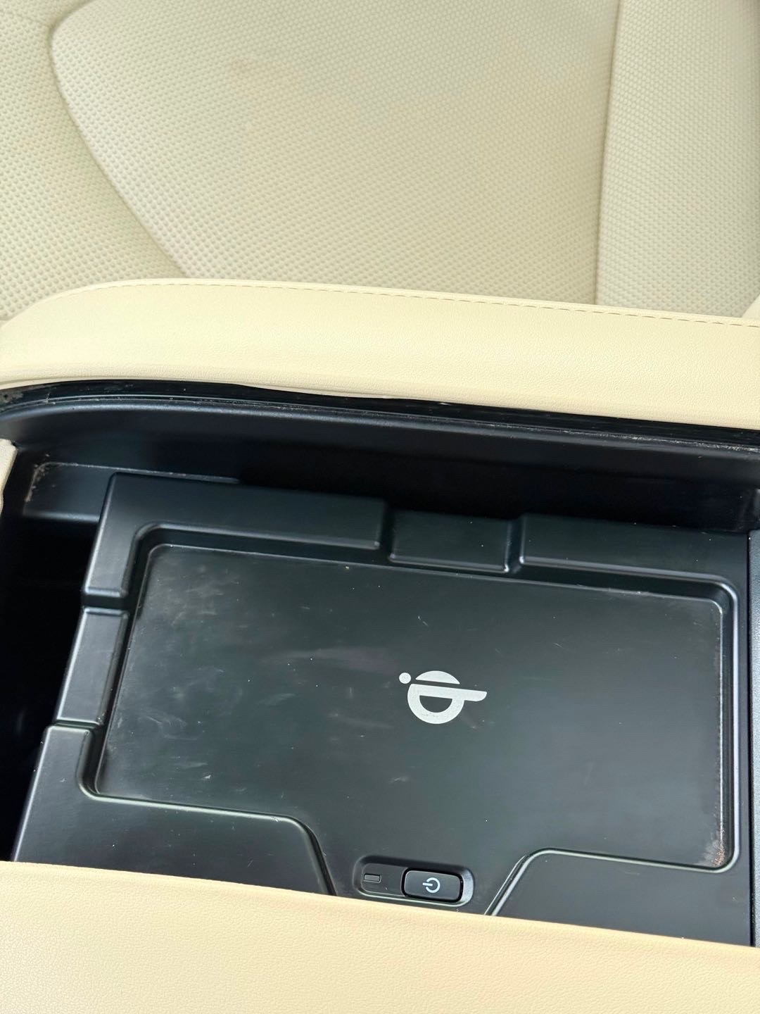 2020 Toyota Highlander Platinum thumbnail 16