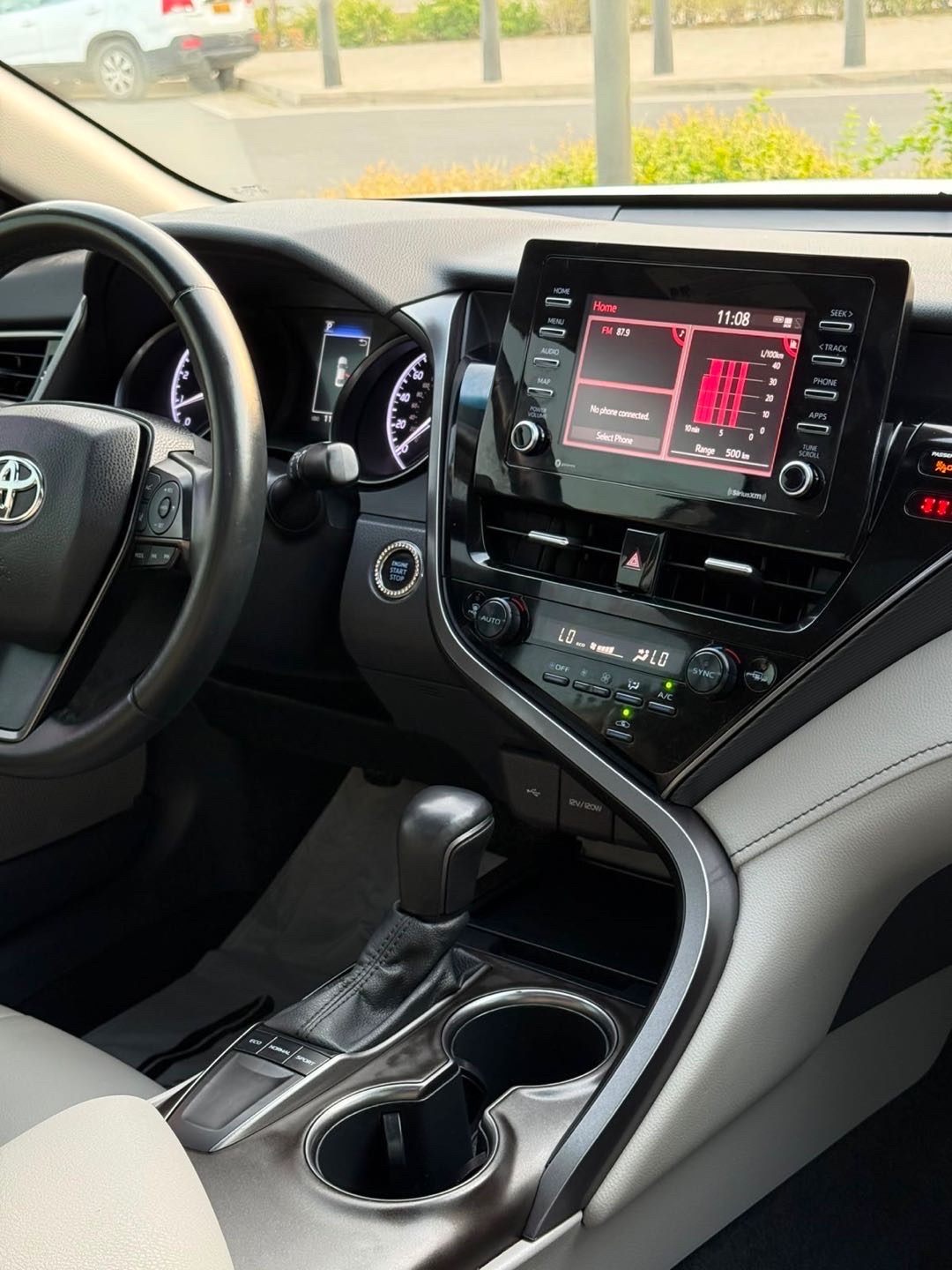 2022 Toyota Camry SE thumbnail 11
