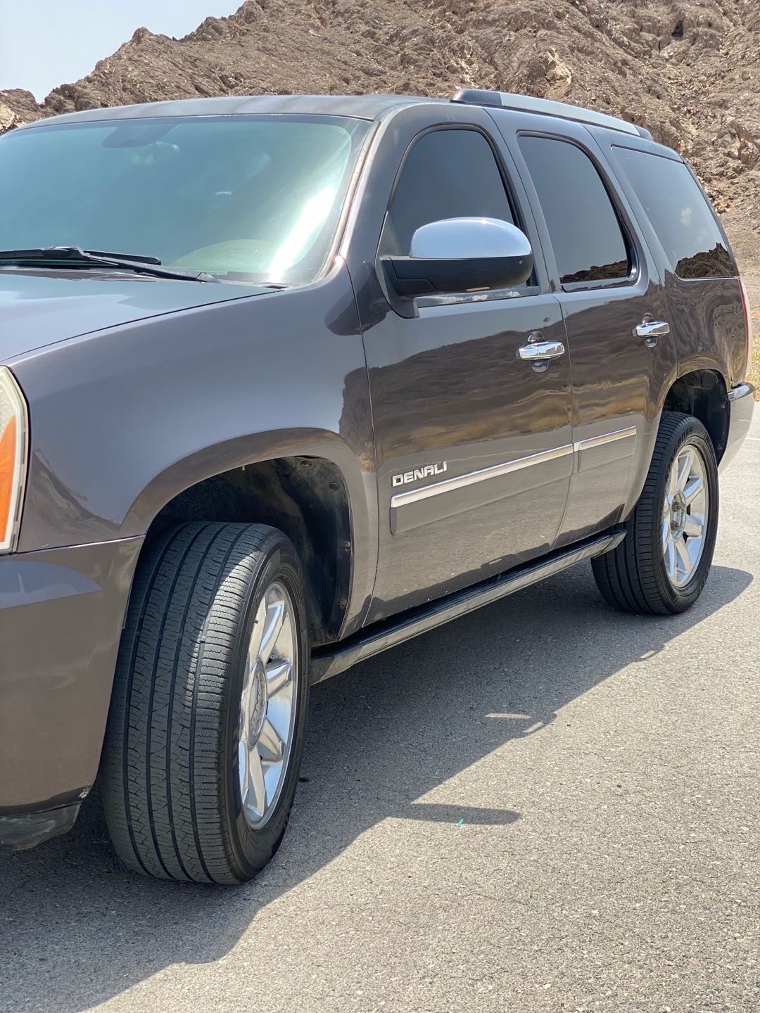 2011 GMC Yukon Denali thumbnail 9