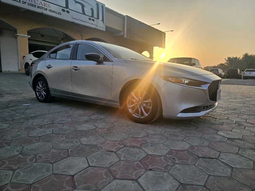 2021 Mazda 3 thumbnail 9