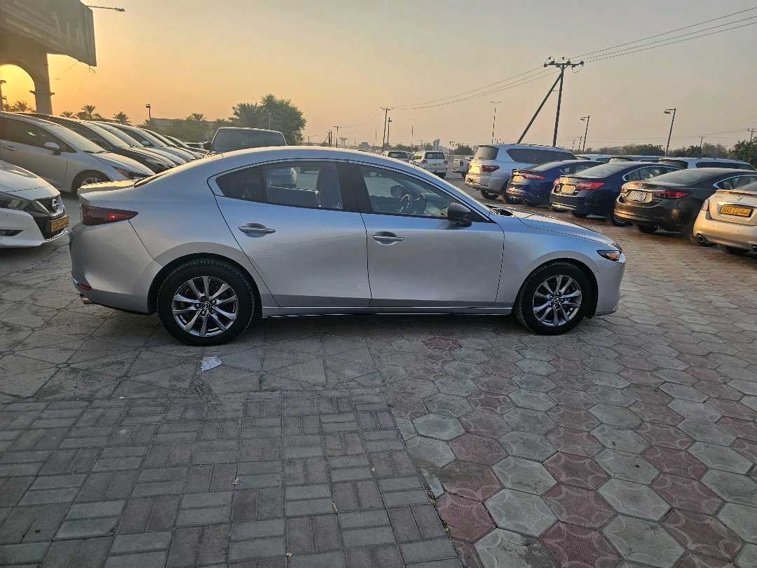 2021 Mazda 3 thumbnail 10