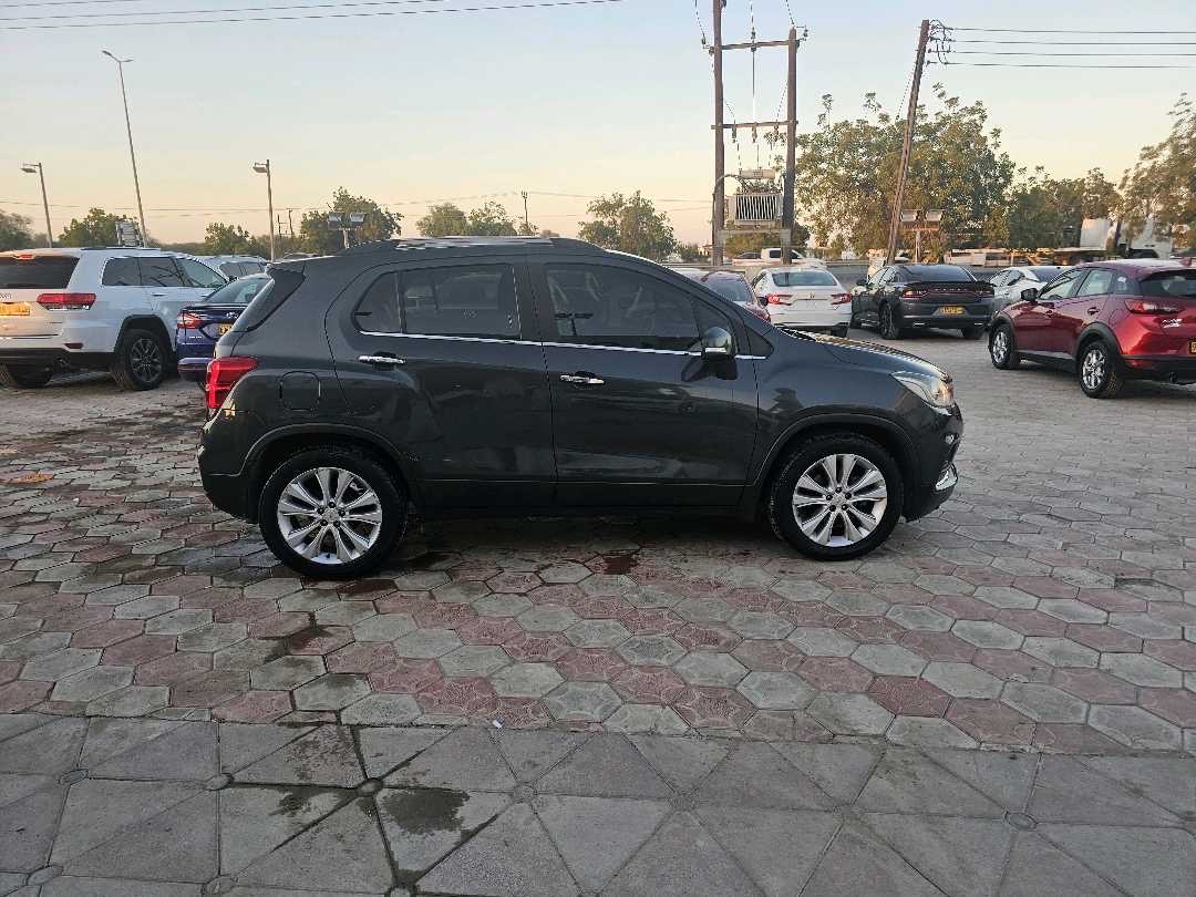 2018 Chevrolet Trax Premier thumbnail 5