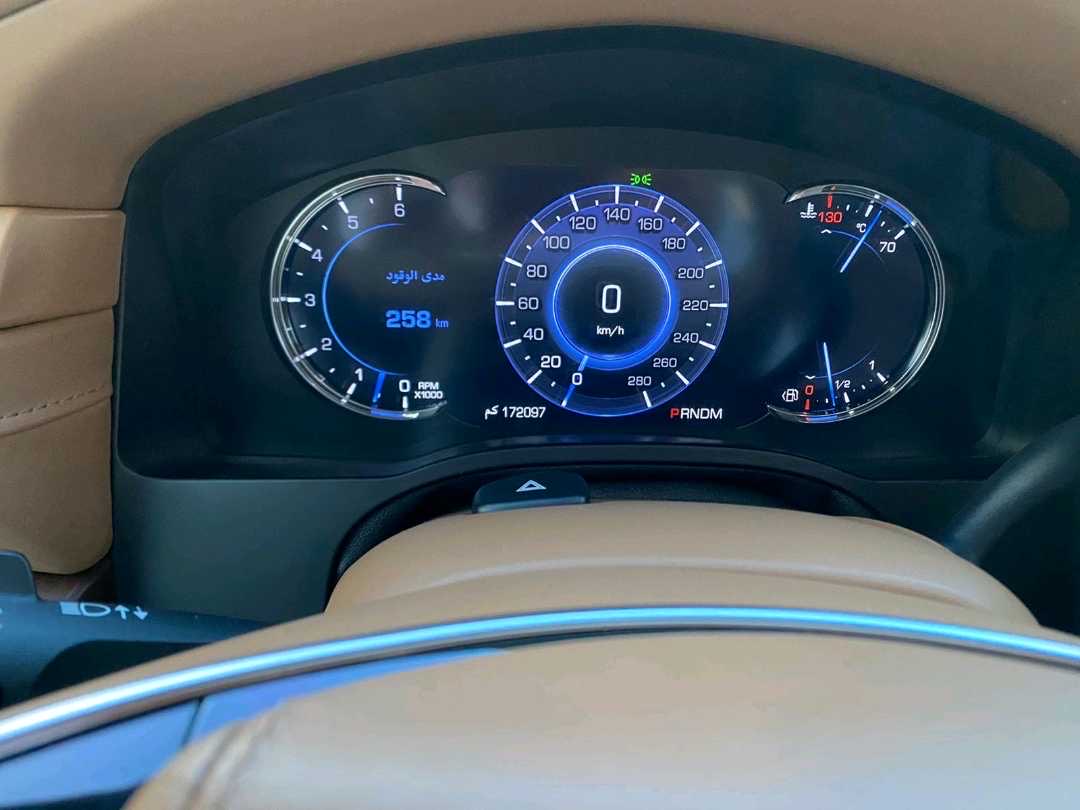 2016 Cadillac Escalade Luxury thumbnail 6