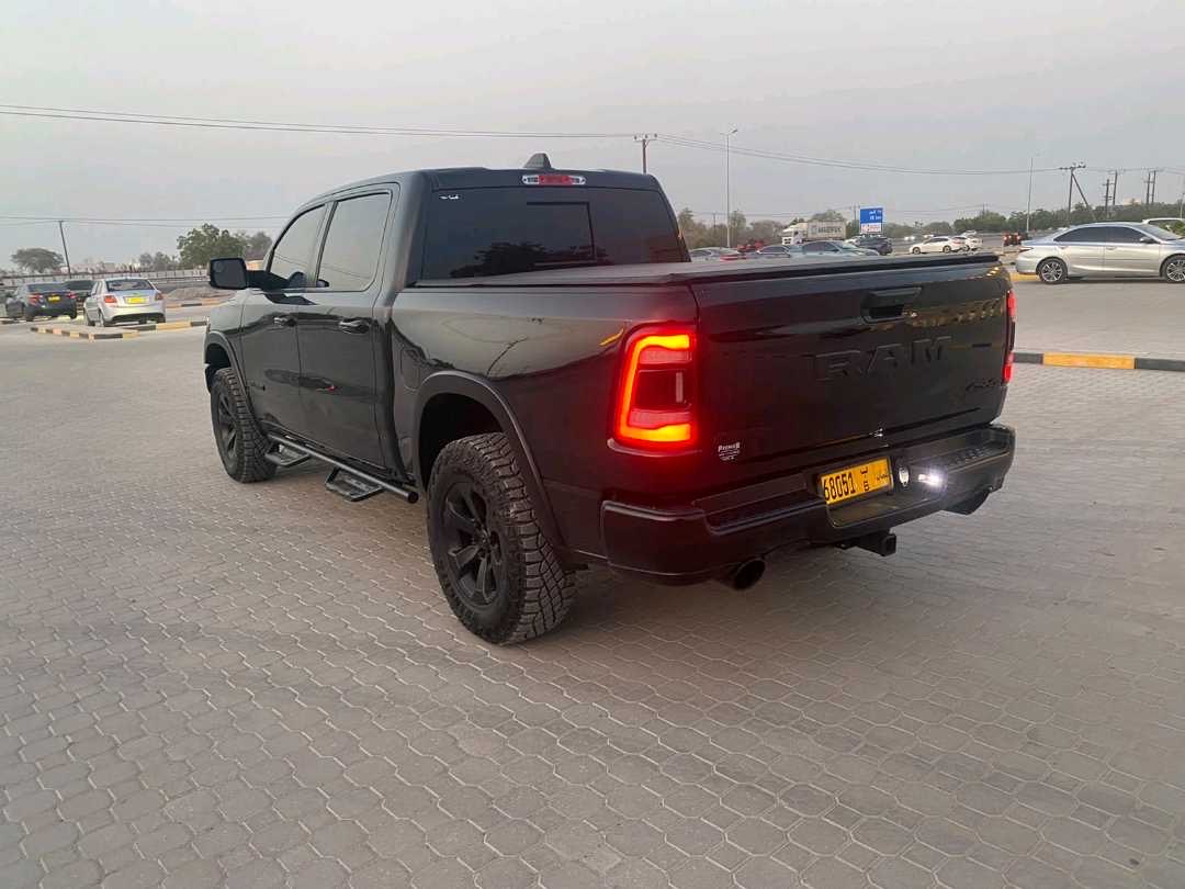 2019 Dodge Ram Platinum thumbnail 7