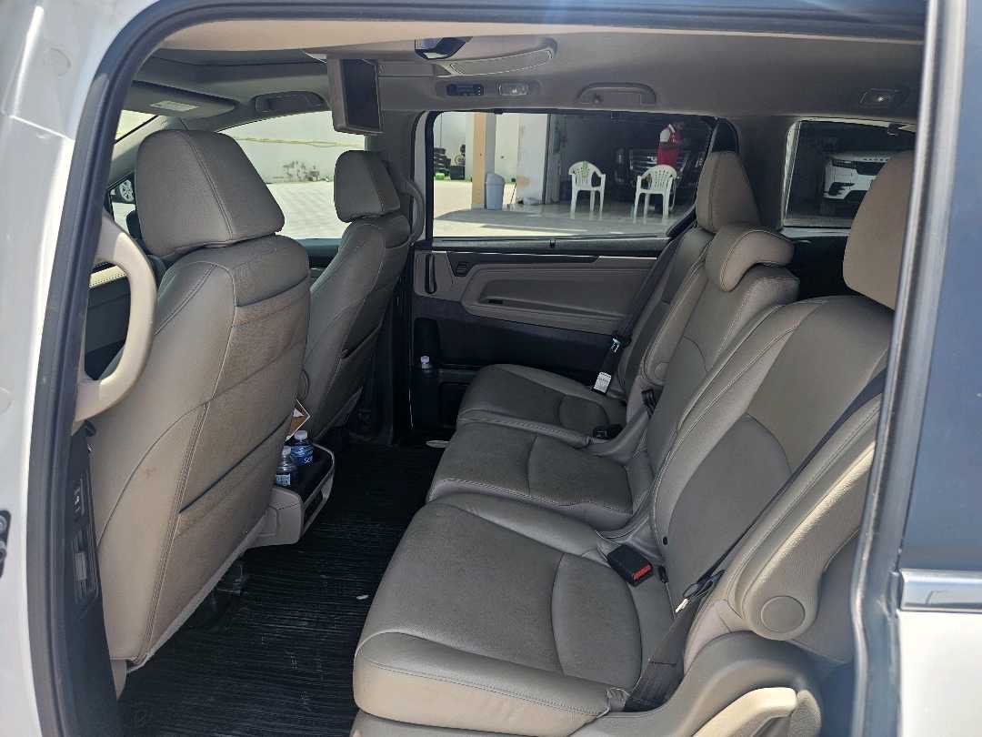 2020 Honda Odyssey Platinum thumbnail 4