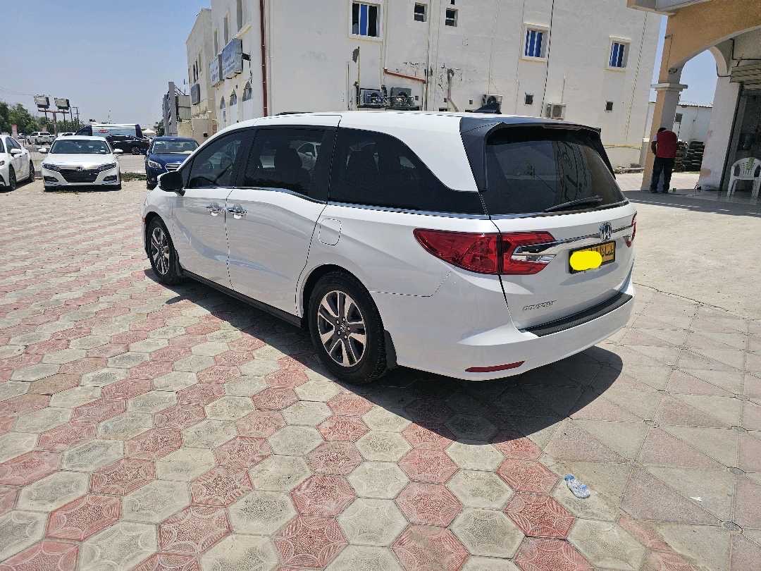 2020 Honda Odyssey Platinum thumbnail 5