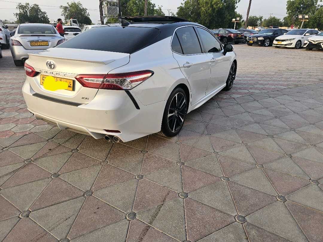 2020 Toyota Camry XSE thumbnail 5