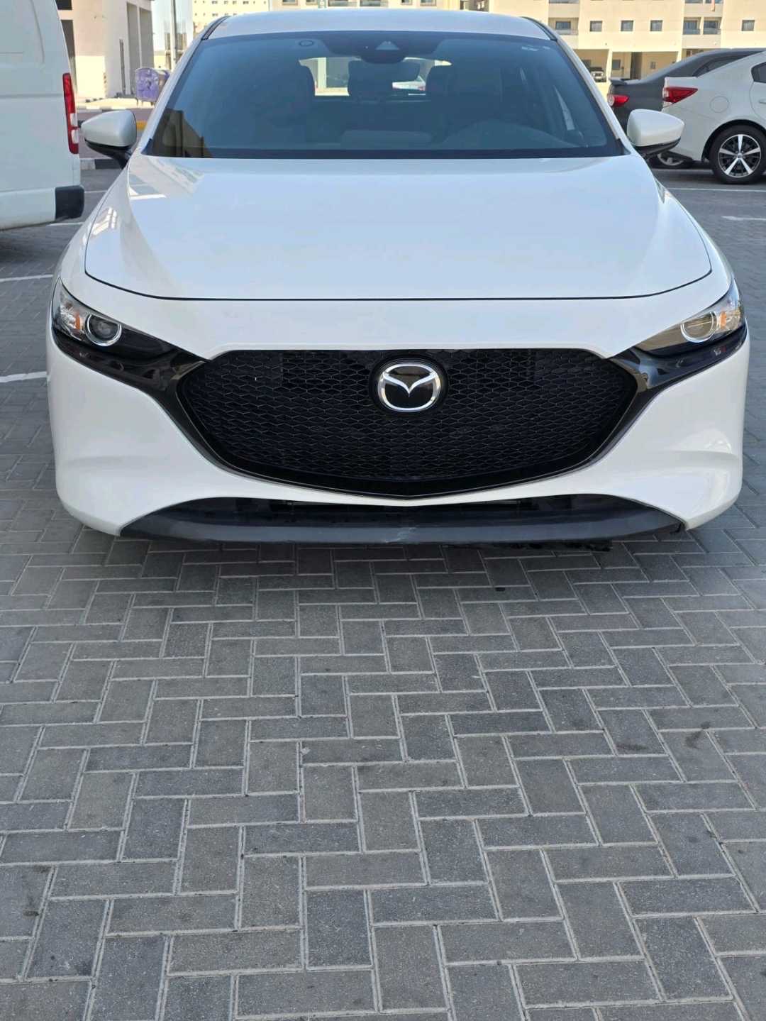 2021 Mazda 3 S thumbnail 4