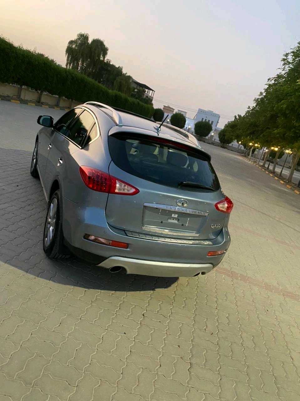 2017 Infiniti QX50 Pure thumbnail 4