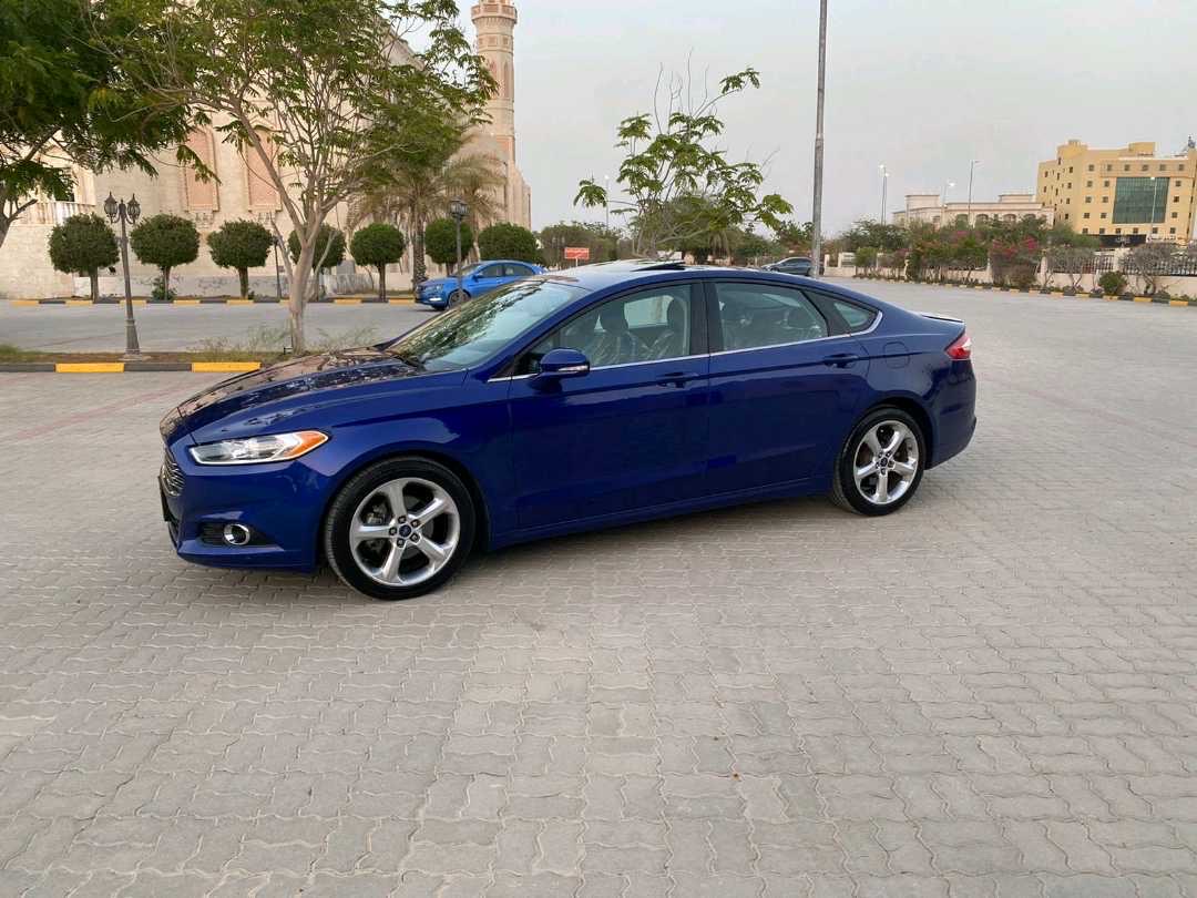 2016 Ford Fusion 350 thumbnail 2