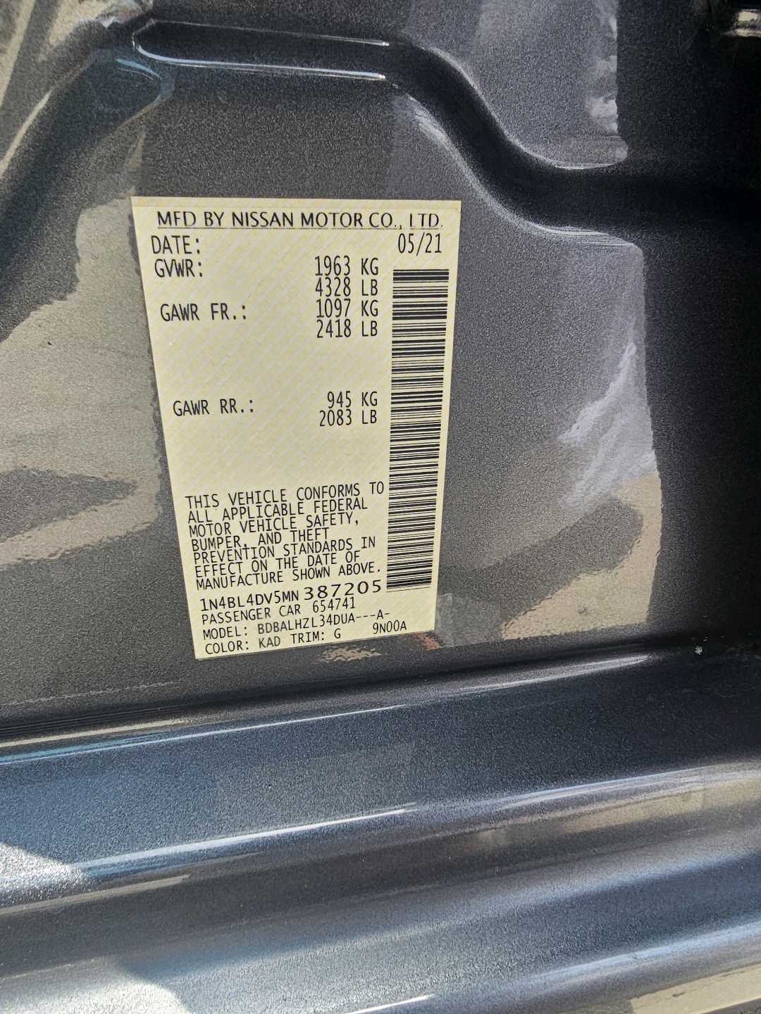 2021 Nissan Altima SV thumbnail 6