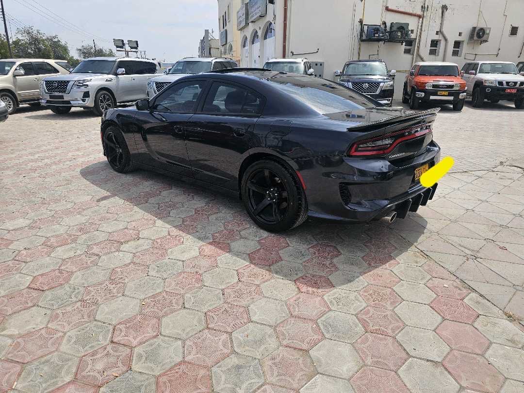 2017 Dodge Charger SXT thumbnail 5