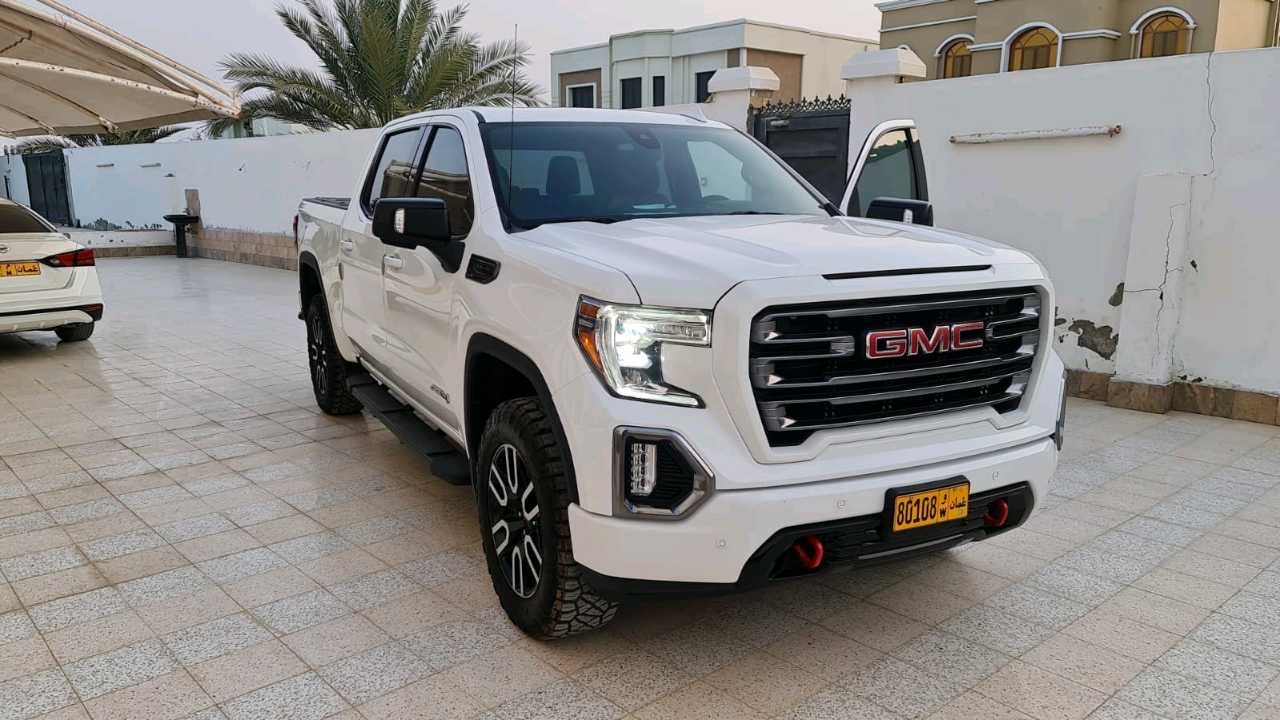 2020 GMC Sierra AT4